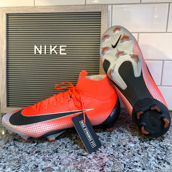 Nike Superfly 6 Pro CR7 Football Cleat - Picture 2 of 7